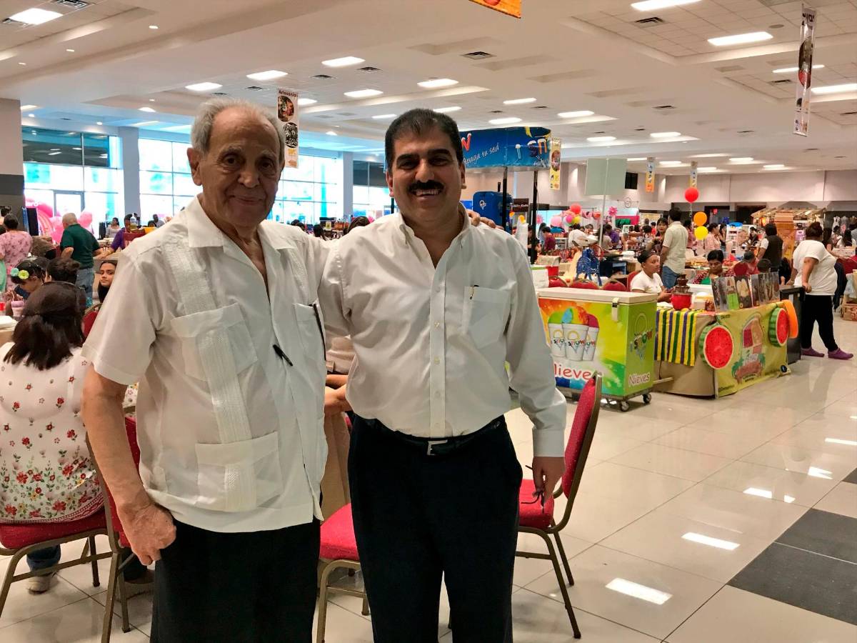 Muere don Napoleón Larach,