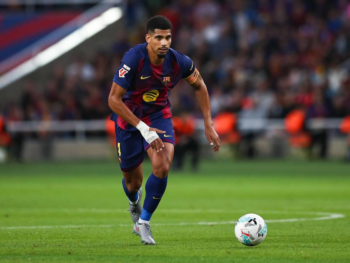 Pese a las bajas, el potente 11 titular del Barcelona para quitarle el liderato al Real Madrid