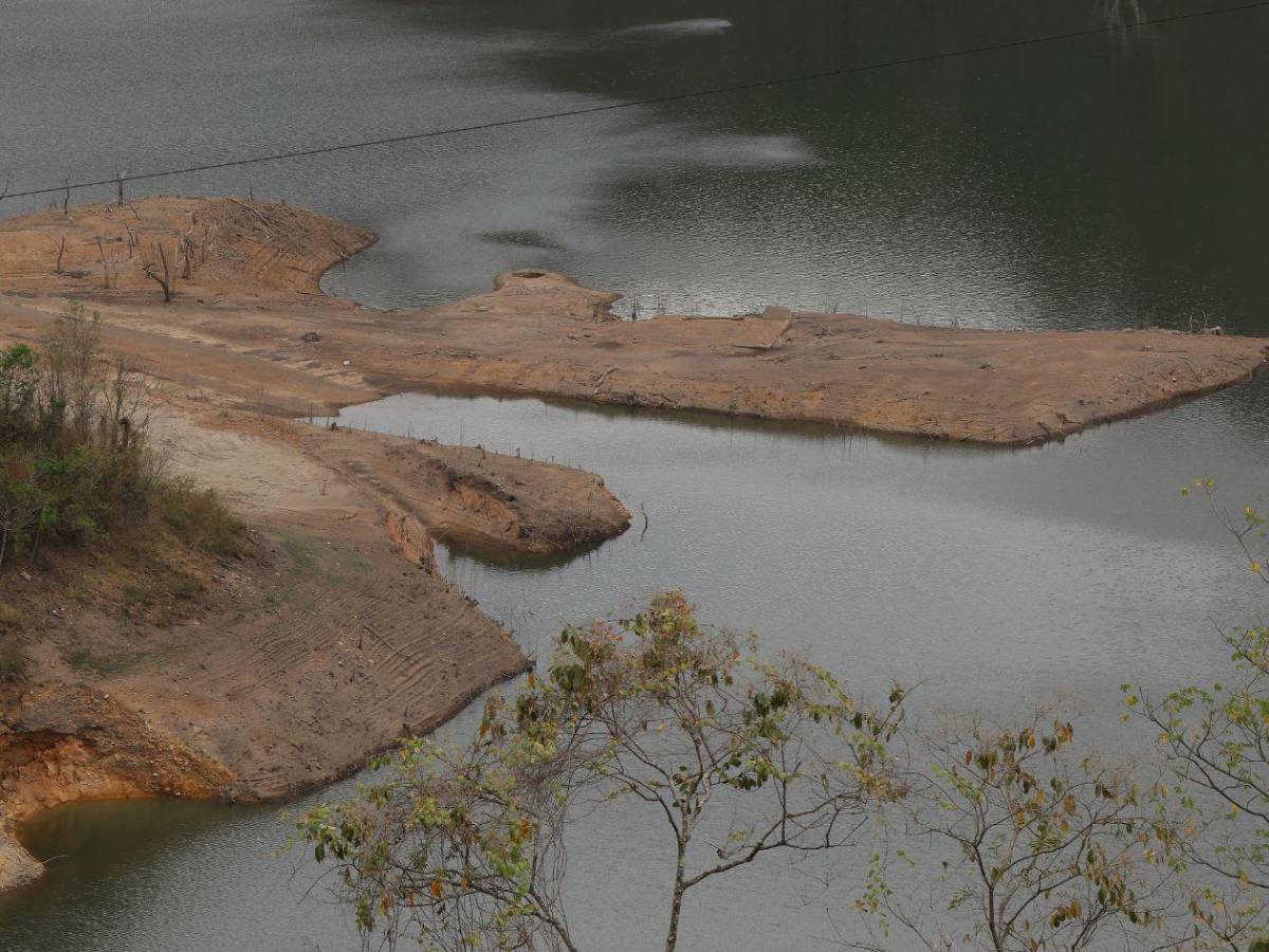 Patuca III: la represa gigante que se apagó porque se quedó sin agua