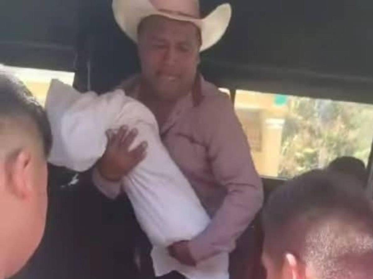 Tres niños mueren por comer pan envenenado para perros