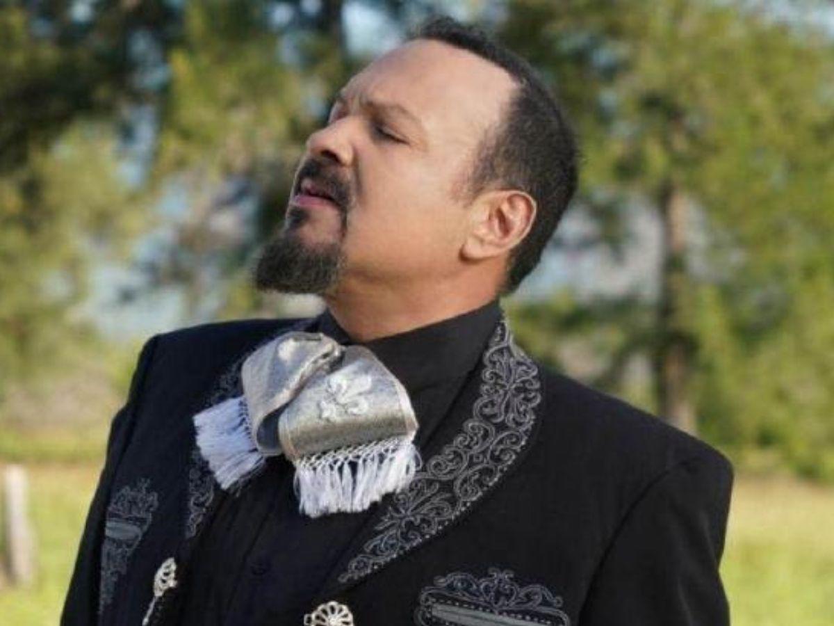 Llueven críticas a Pepe Aguilar por polémico mensaje sobre el Día Internacional de la Mujer