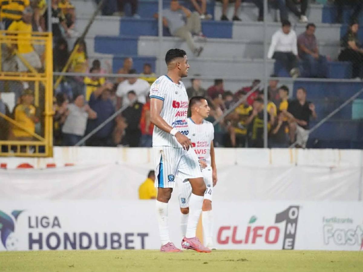 Real España festeja en el Morazán, fiesta de Platense y la chica más sexy cautiva