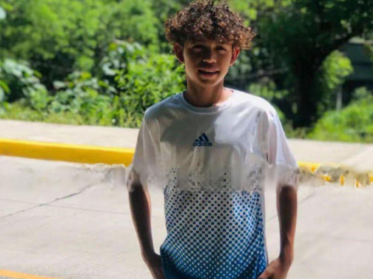 Te dije que no fueras: madre rompe en llanto tras la muerte de su hijo en Santa Cruz de Yojoa