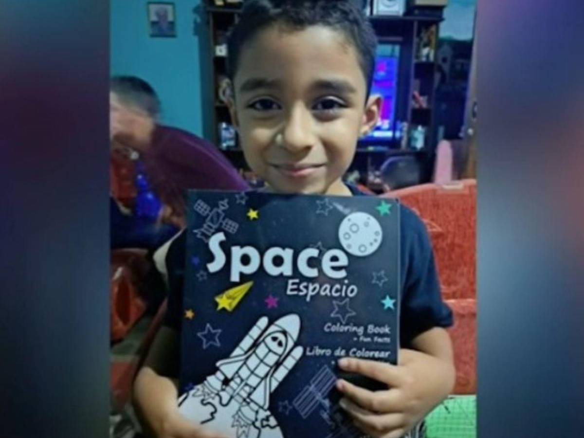 Él es André: El niño hondureño premiado por la Nasa