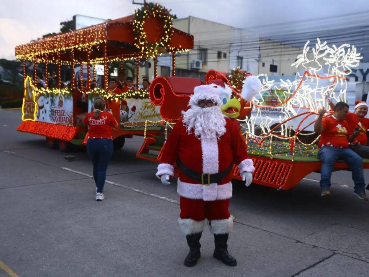 Luces, música y tradición, así se vive la Navidad en SPS