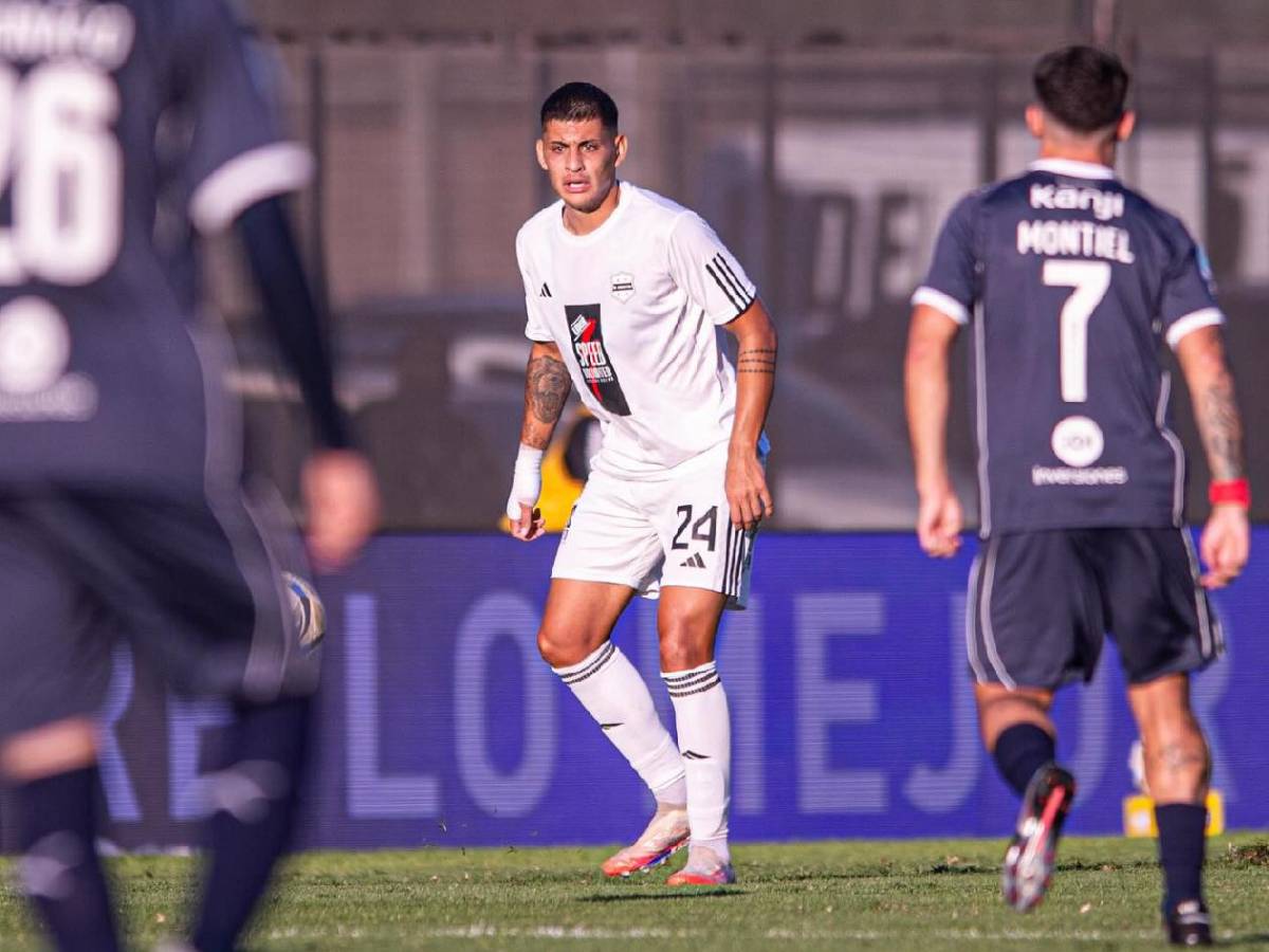 Joven denunció a futbolista argentino y filtra graves chats: “Me arruinaste la vida”