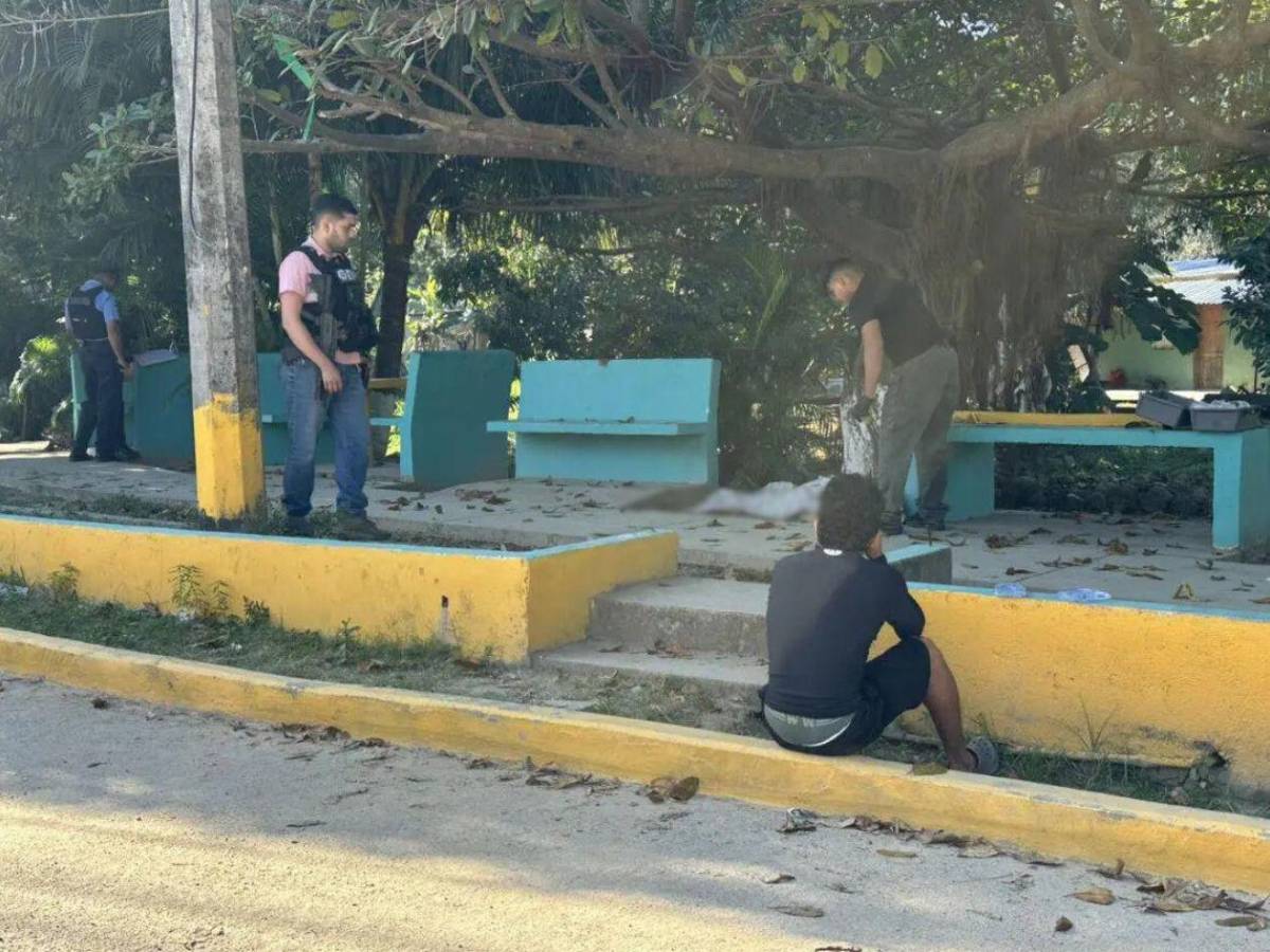 Ultiman a joven repartidor de lácteos en La Ceiba; su madre exige justicia