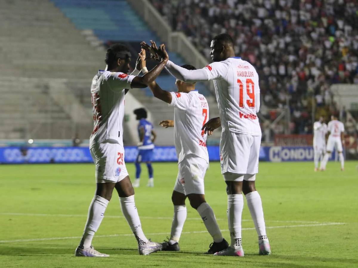 ¿Quién es la chica que enamoró? Susto en Olimpia, festejos y sorpresa con Elis