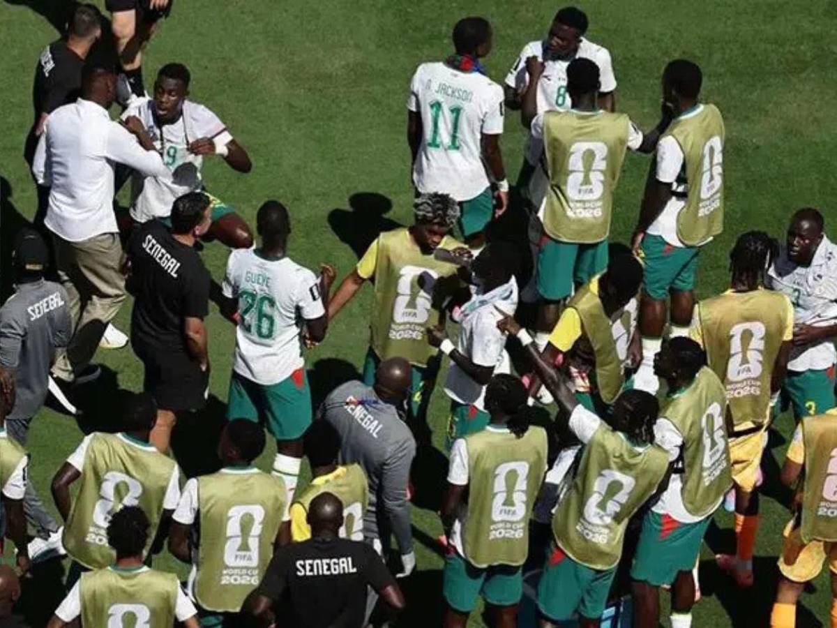 Mundial con polémica: selección no recibe pagos y están sin técnico oficial