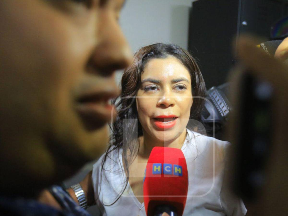 El cambio físico de la exfiscal Francia Medina tras dos años detenida