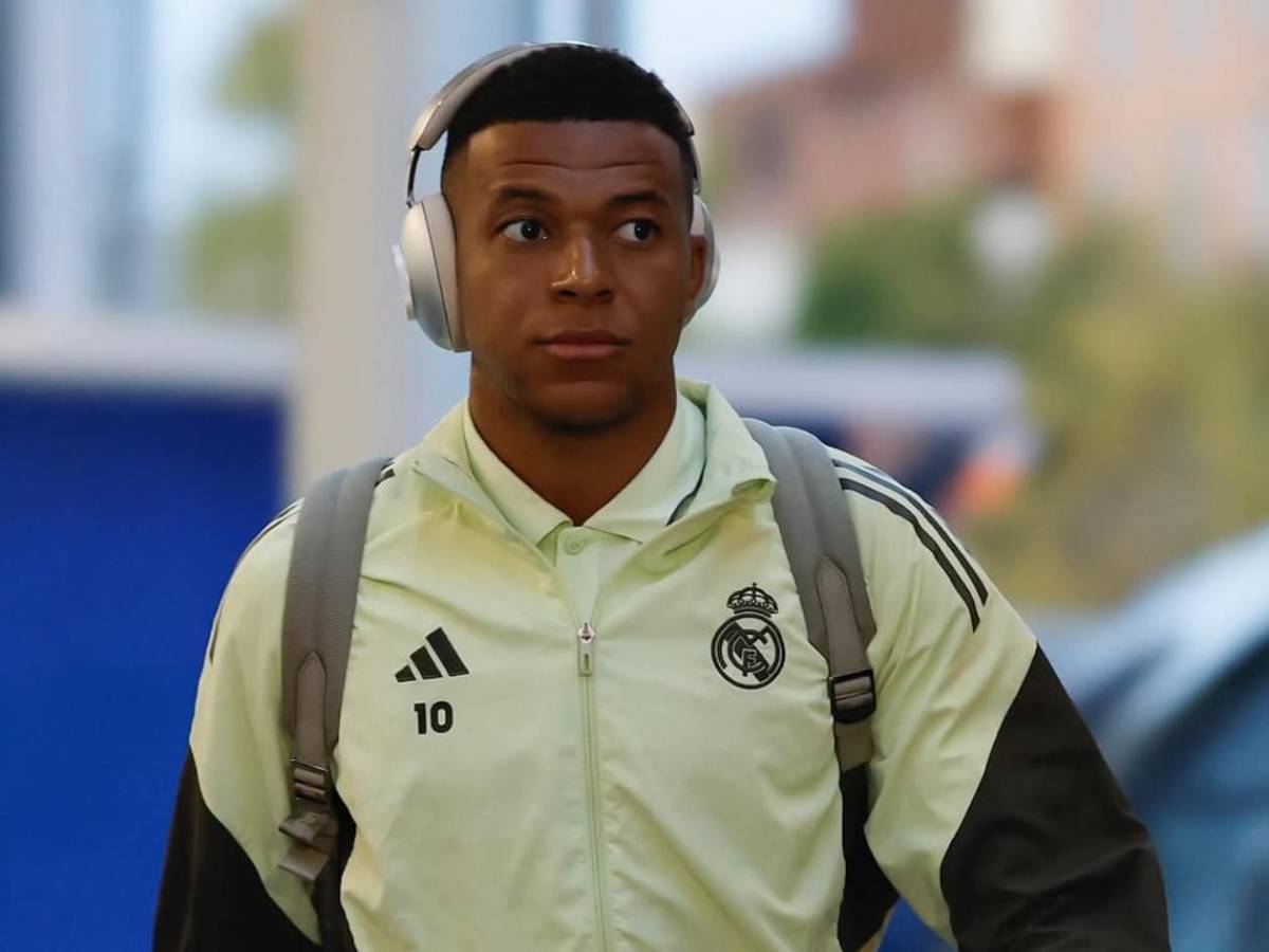 Pelea de Mbappé en Real Madrid, sus compañeros se rebelan y el club toma decisión