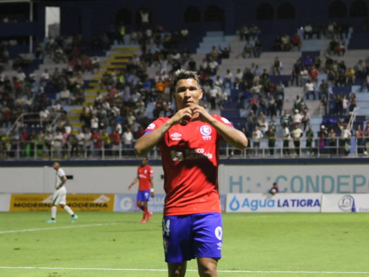 Olimpia sonríe en Juticalpa, el 'infiltrado', Espinel hace debutar a isleño y las bellezas