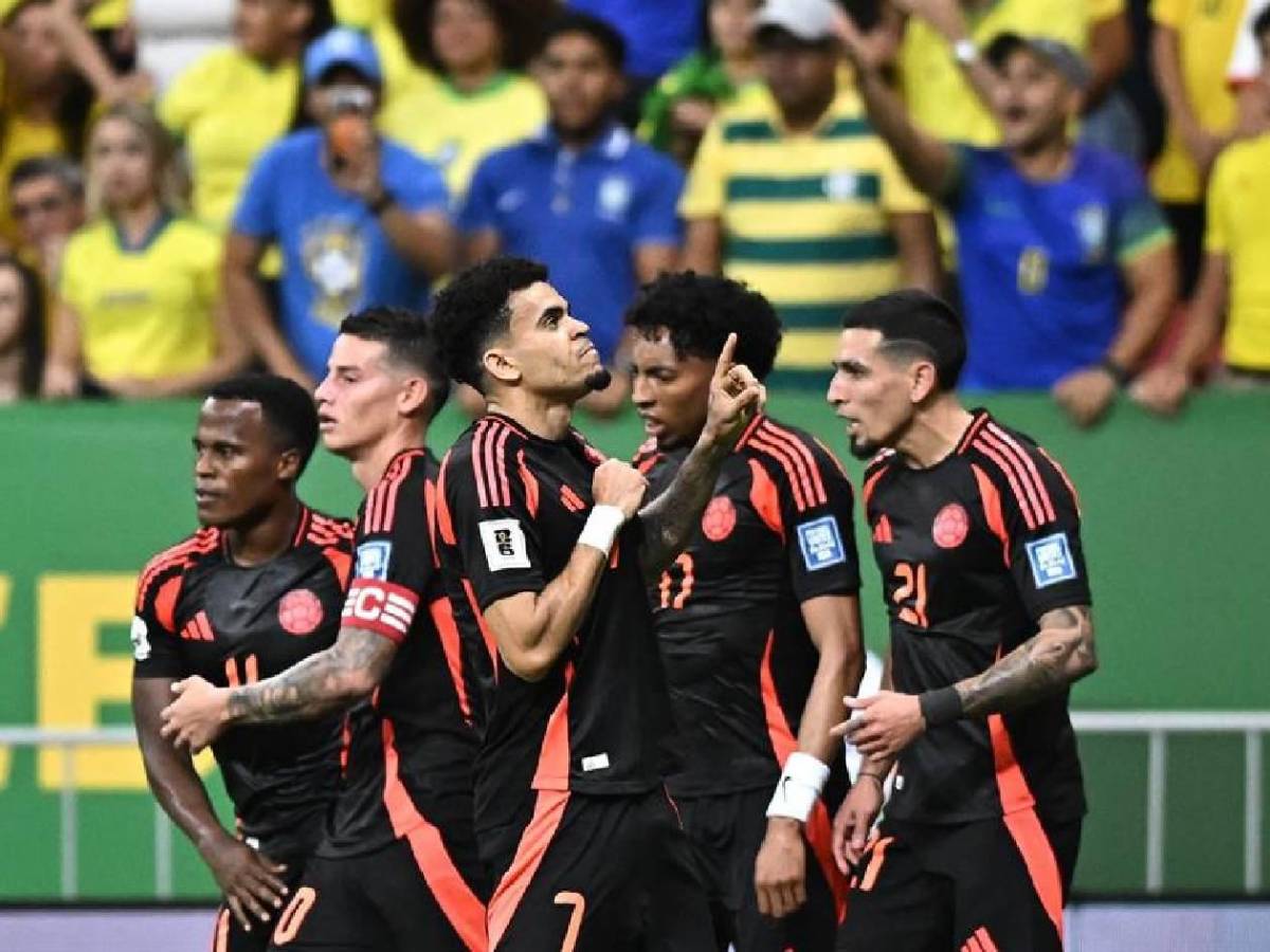 La razón de la bronca Raphinha-Vinicius y fuerte choque en el Brasil-Colombia
