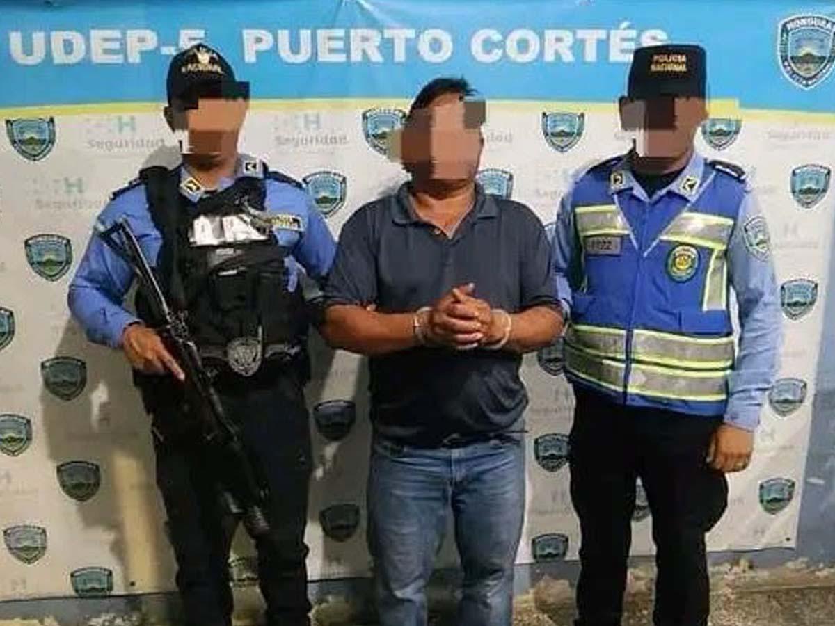 Por homicidio imprudente acusan a conductor de pick up que se pasó semáforo en rojo y murió bebé