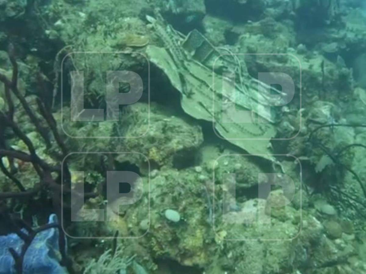 Exclusiva: El avión de Lanhsa bajo el mar tras el accidente en Roatán