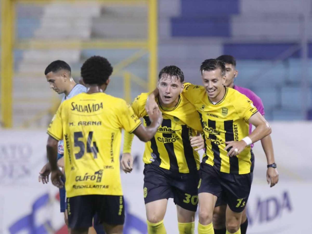 Jeaustin Campos se pelea con hinchas, Olimpia sufre, linduras y descuido en Comayagua