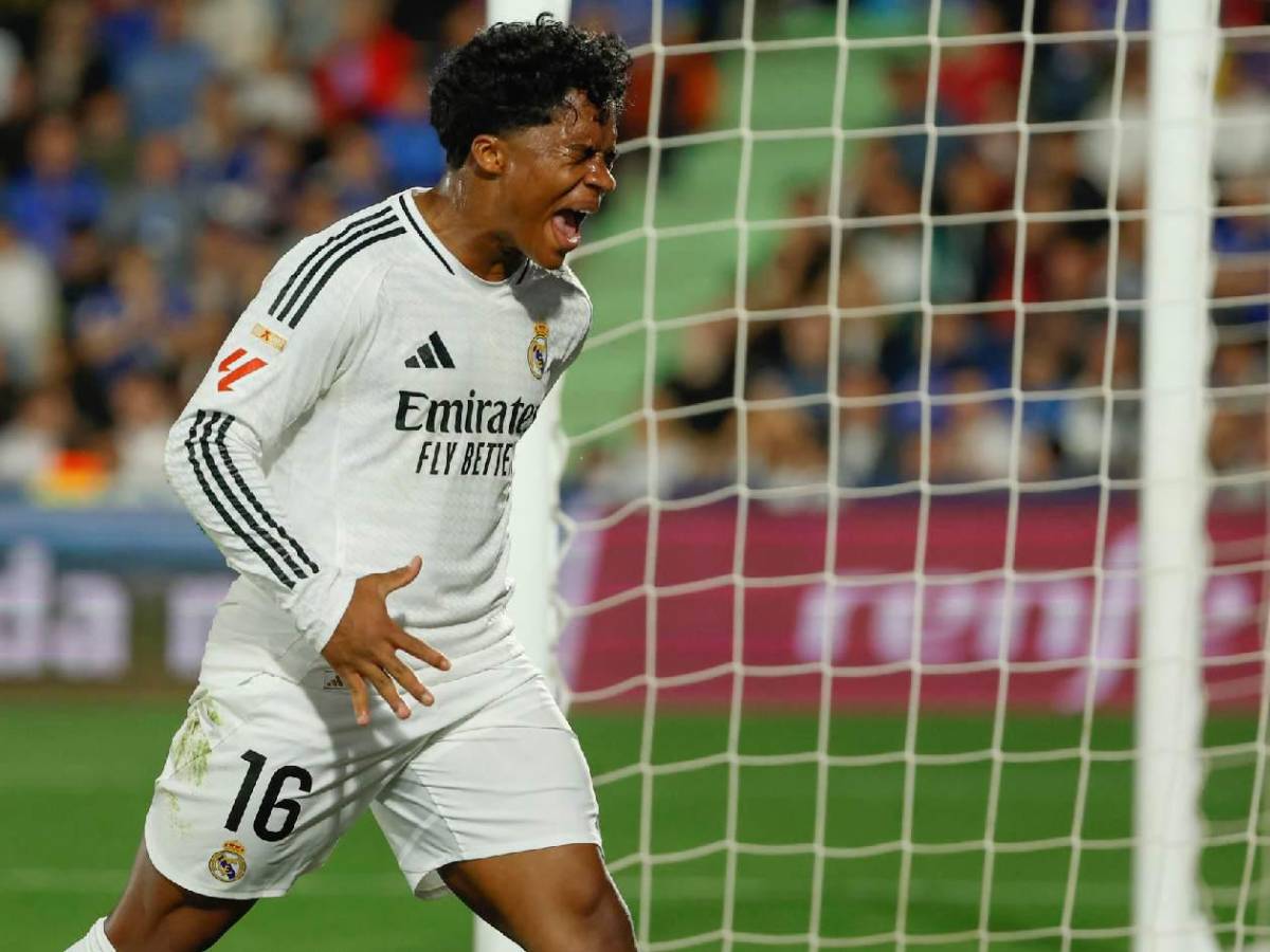 Real Madrid tiene nuevo 9 y anuncia otra salida; PSG le pone precio a crack