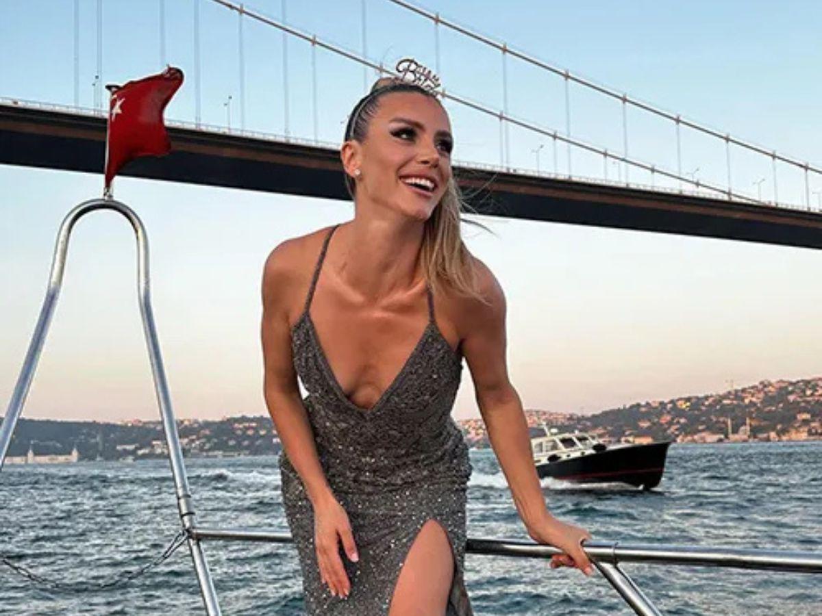 Muere querida reina de belleza tras caer de un puente