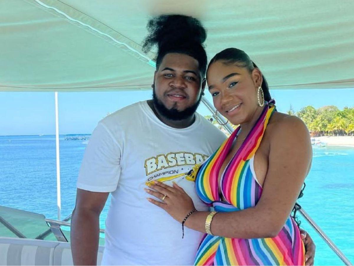 Reaparece esposa de La More y publica emotivo mensaje tras escándalo con Alejandra Rubio