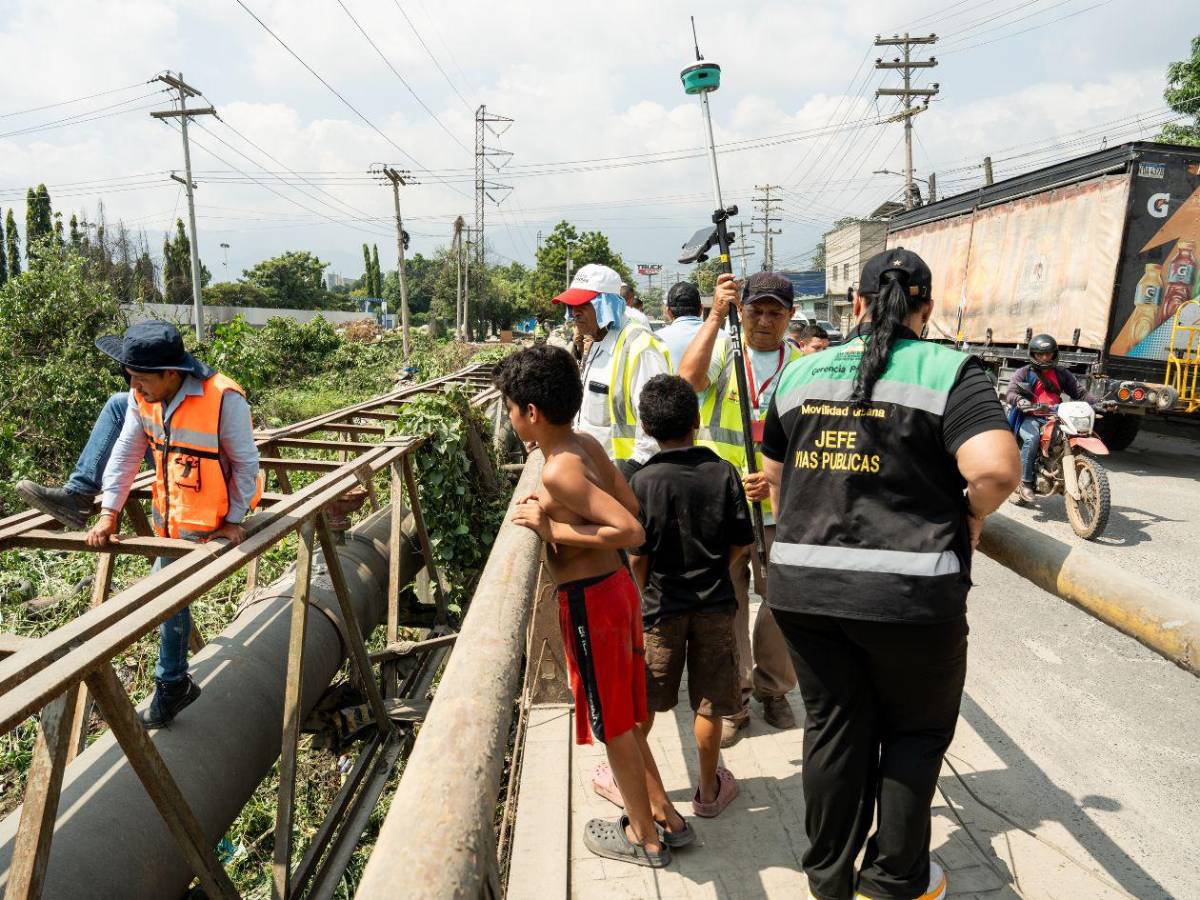 ¿Por qué cerraron el puente El Barón, en la salida Vieja a La Lima?