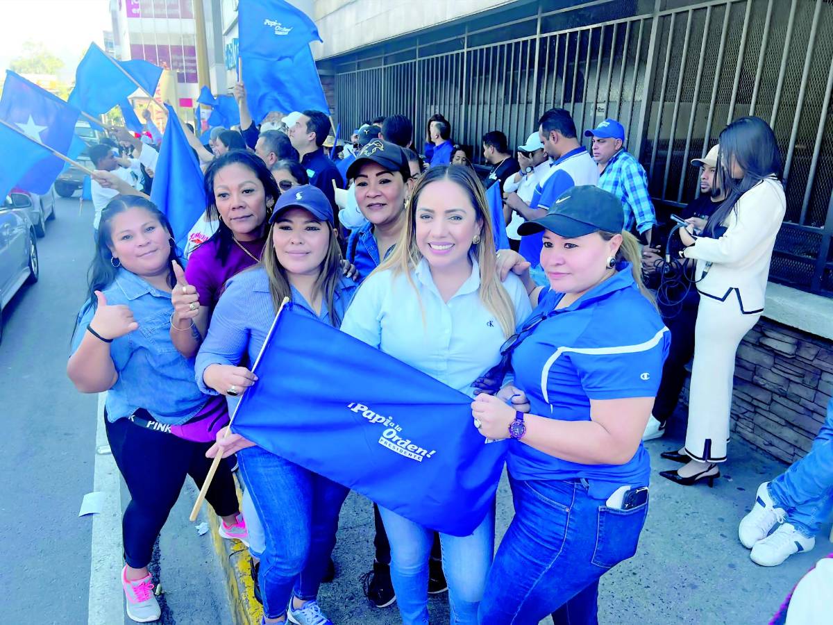El Partido Nacional también inició su campaña.