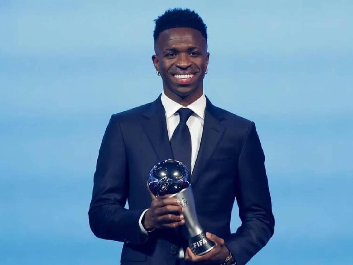 Vinicius sorprende: rompe el silencio y revela por qué no fue al Balón de Oro