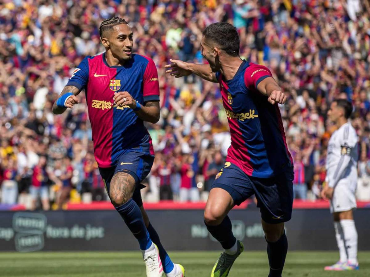 Raphinha se burla del madridismo: ¿por qué festejó señalando el vendaje de su mano?