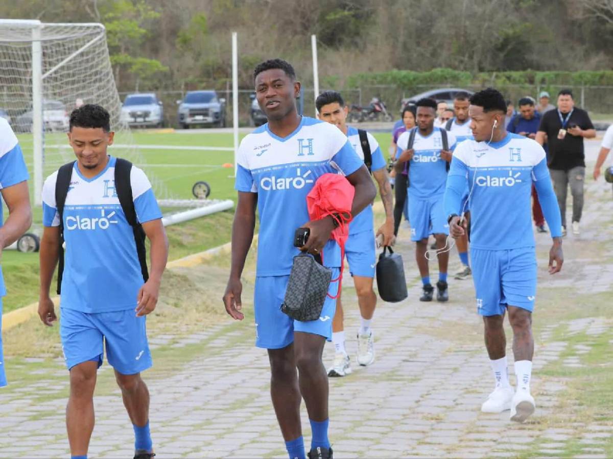 Selección de Honduras entrenó: ambiente de Palma, reacción de Quioto y llamativo look