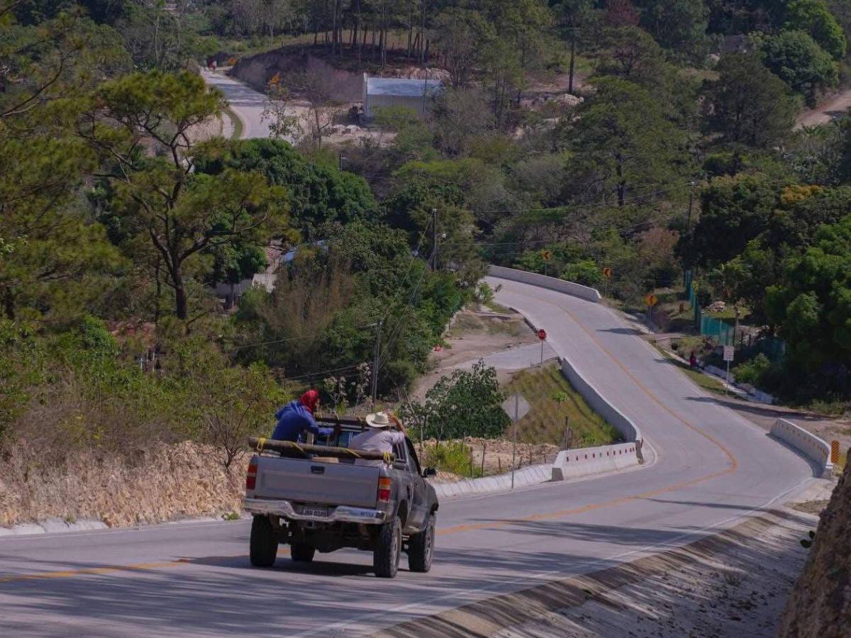 Así luce la nueva carretera que conecta Gracias y La Campa en Lempira