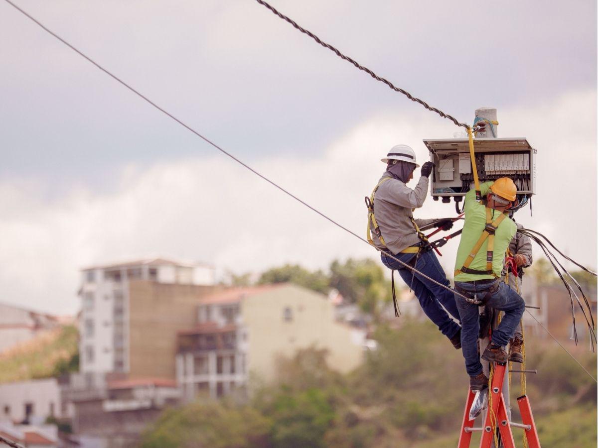 ¿Qué harán las 400 cuadrillas que busca contratar la Enee?