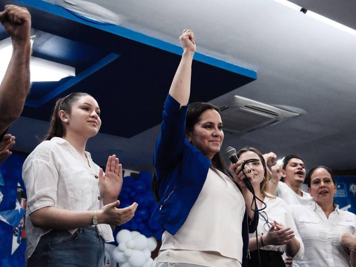 Hijas de JOH encienden las redes: El Feriado Morazánico es un legado de nuestro papá