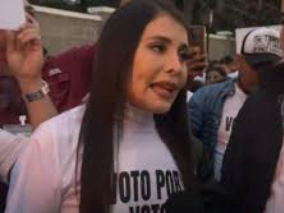 Iroshka contra Alex Cáceres y lo señala por comentarios irresponsables