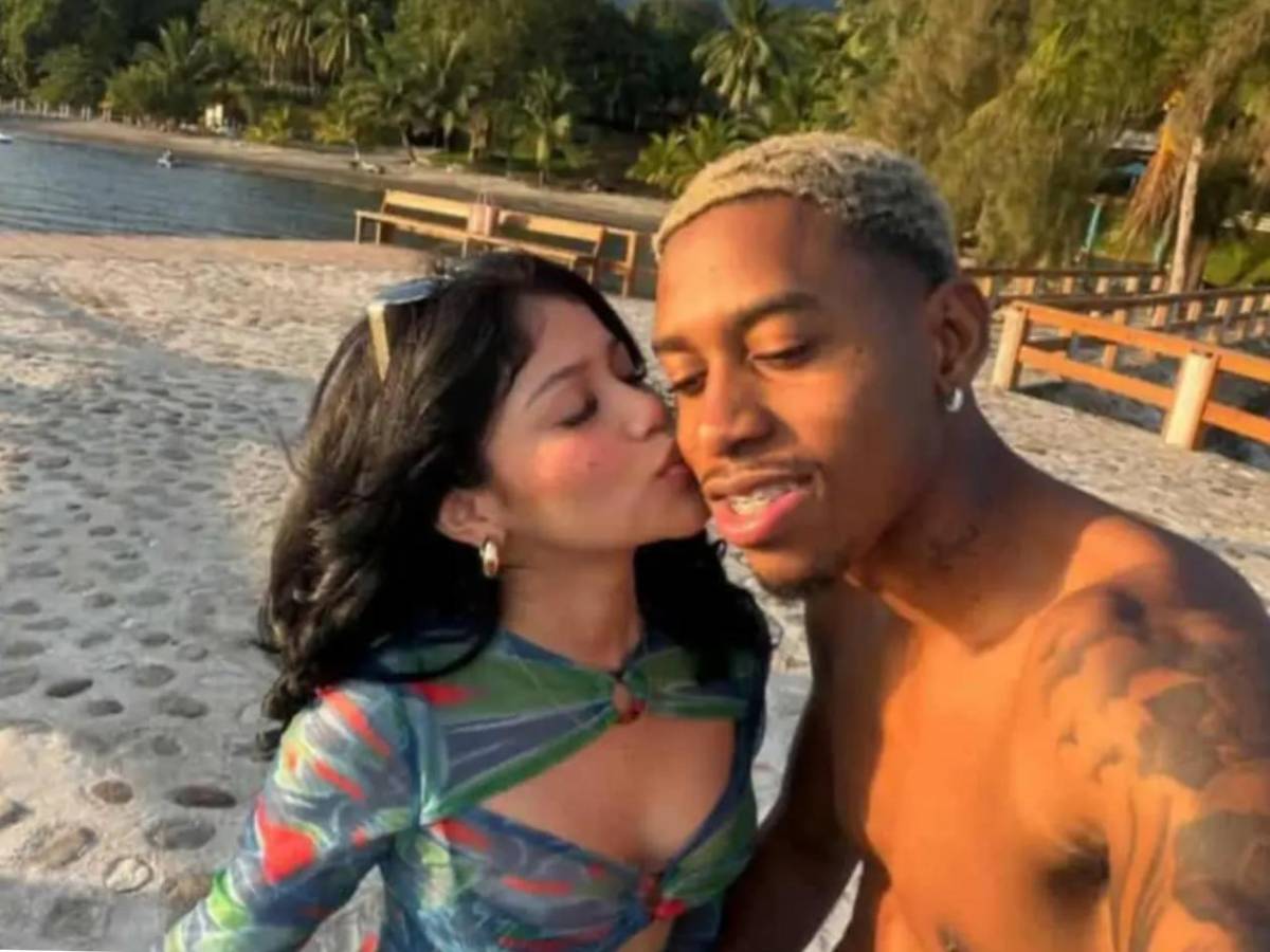 Fotos: Futbolista hondureño sorprendió a joven en Europa con dos gestos