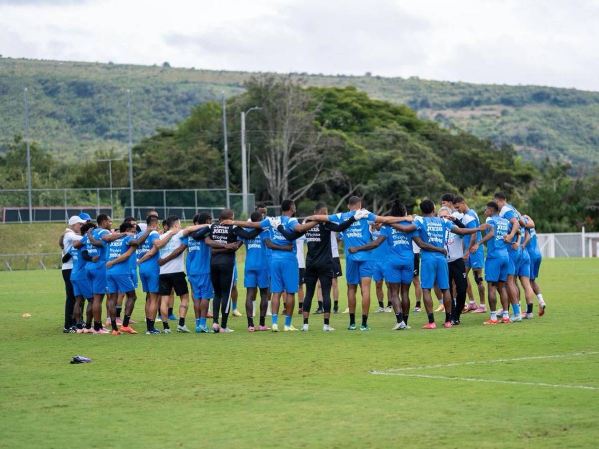 Buena noticia y nuevo convocado: entreno de Honduras pensando en Costa Rica