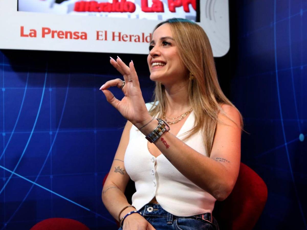 Lani Pastor vuelve a la escena política junto a “Pitu”, su pareja