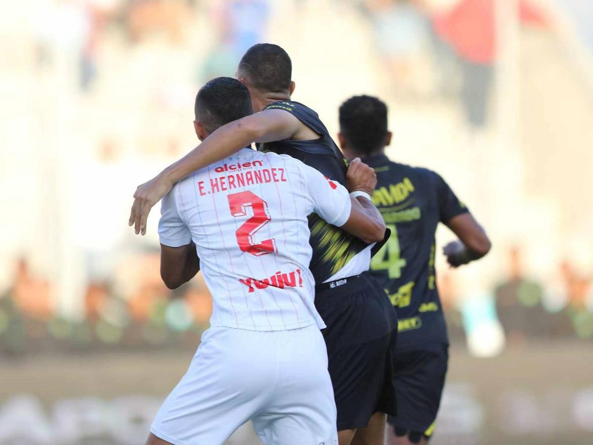 Llanto en Olimpia, feo gesto de Jeaustin Campos y chica captada infraganti en la final