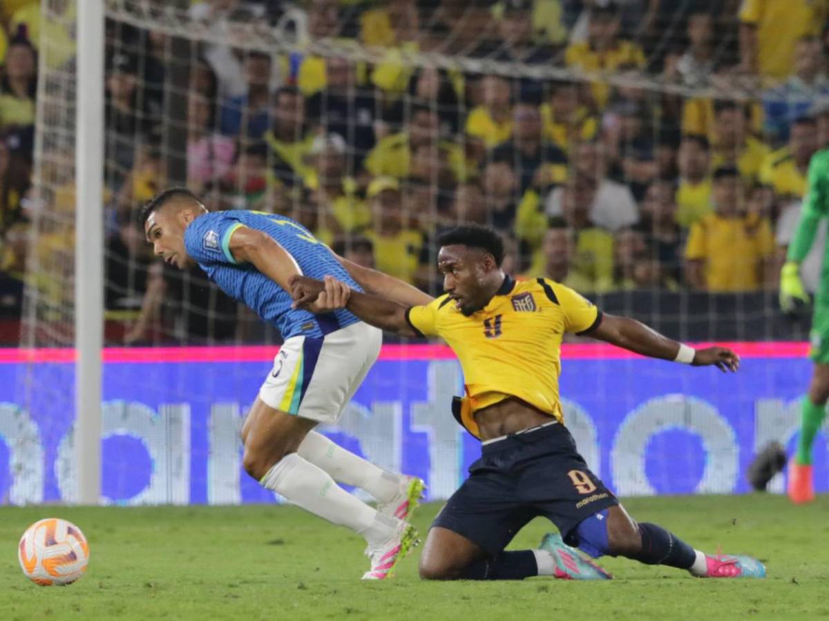 Ancelotti molesto, burla a Vinicius y un heladero en el Ecuador - Brasil