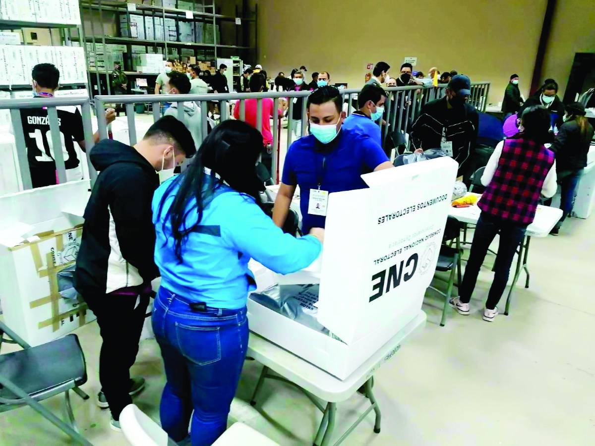 Personal del CNE ha sido capacitado de cara al proceso.