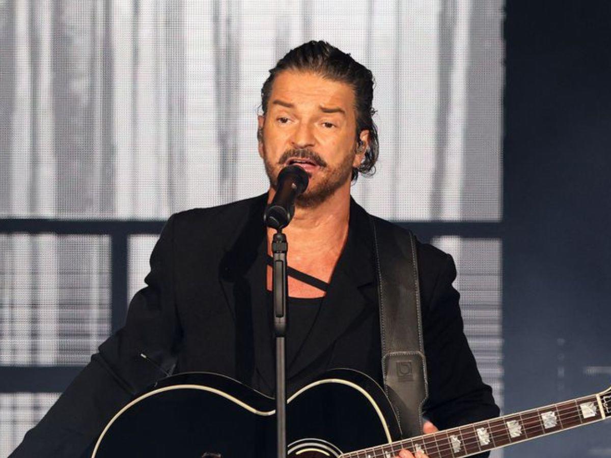Ricardo Arjona arremete contra la diversidad de género