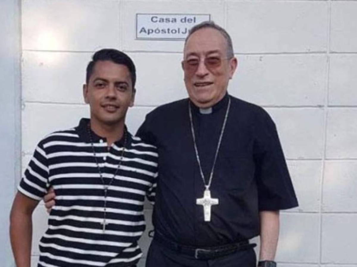 Mundialista con Honduras se convirtió en sacerdote: Reveló motivo de su decisión