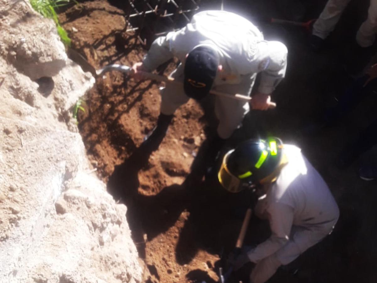 Soterrado muere obrero en colonia Satélite de San Pedro Sula