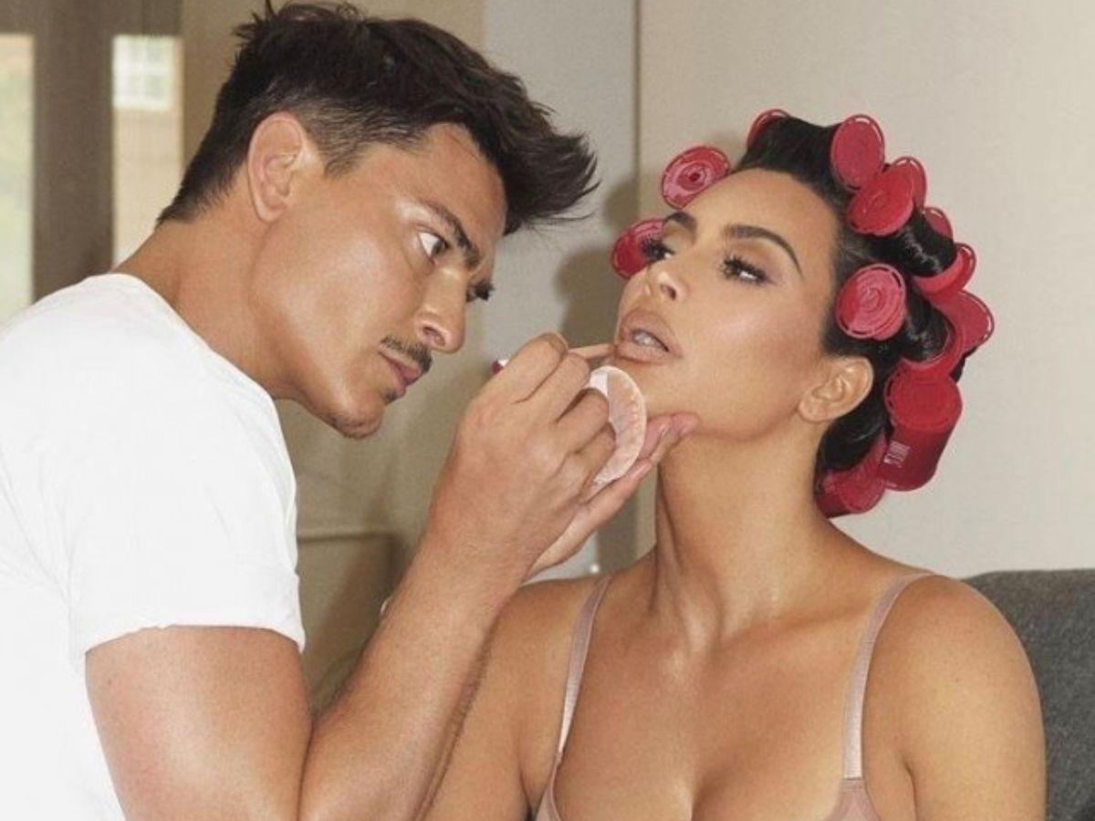 Kim Kardashian tramita su licencia de conducir y lleva a su equipo de maquillaje y fotografía