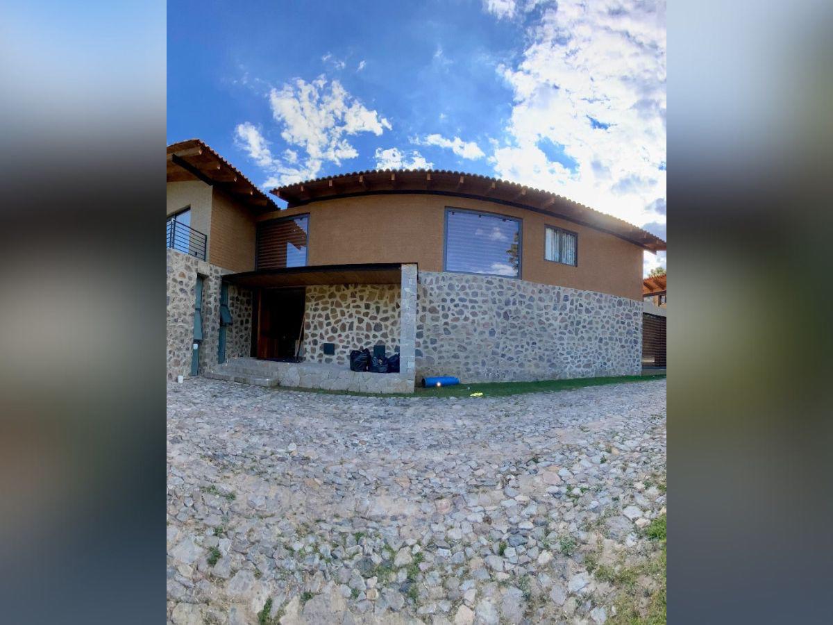 70 muertos: el costo de darle de baja a El Mencho, ¿qué pasó con la mujer que lo acompañaba?