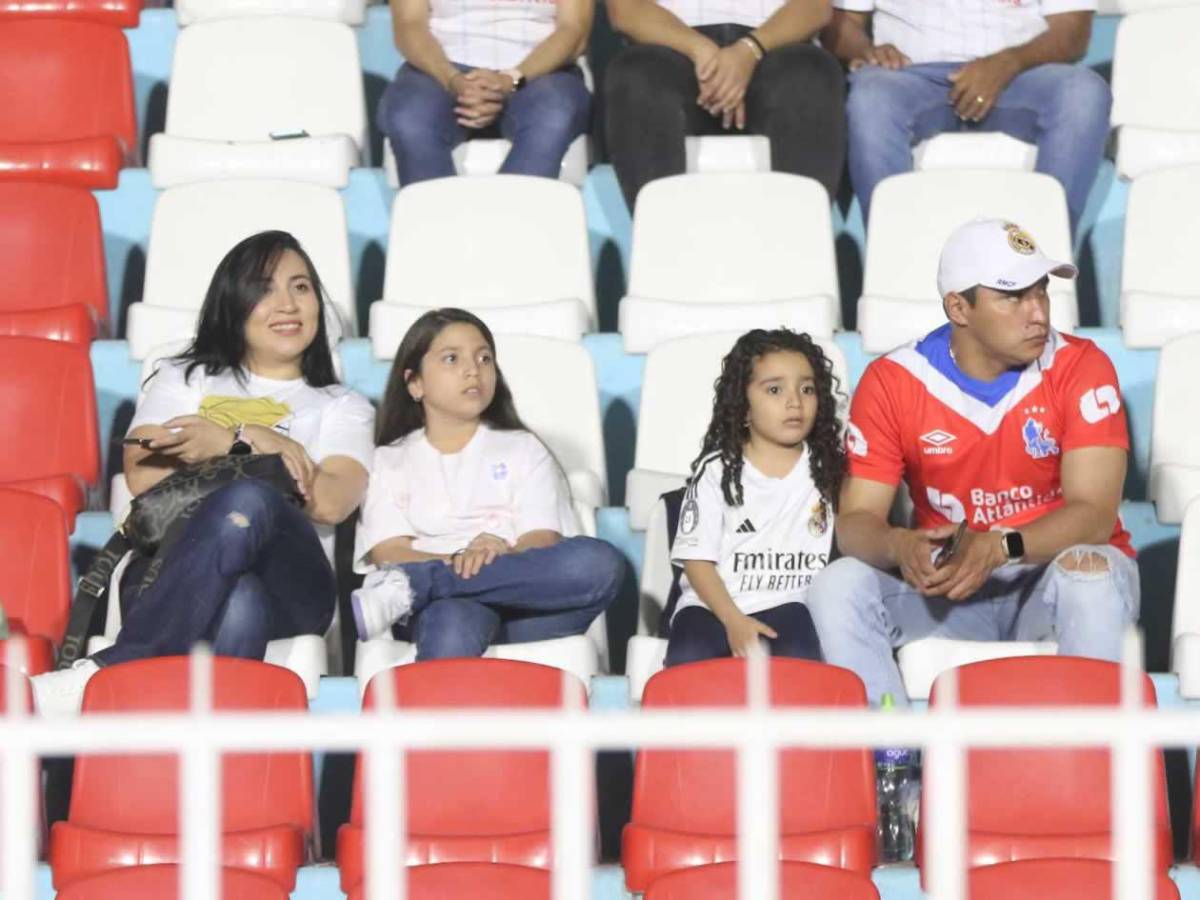 Festín de Olimpia, la tristeza de la eliminación, bellas novias y el 'infriltrado'