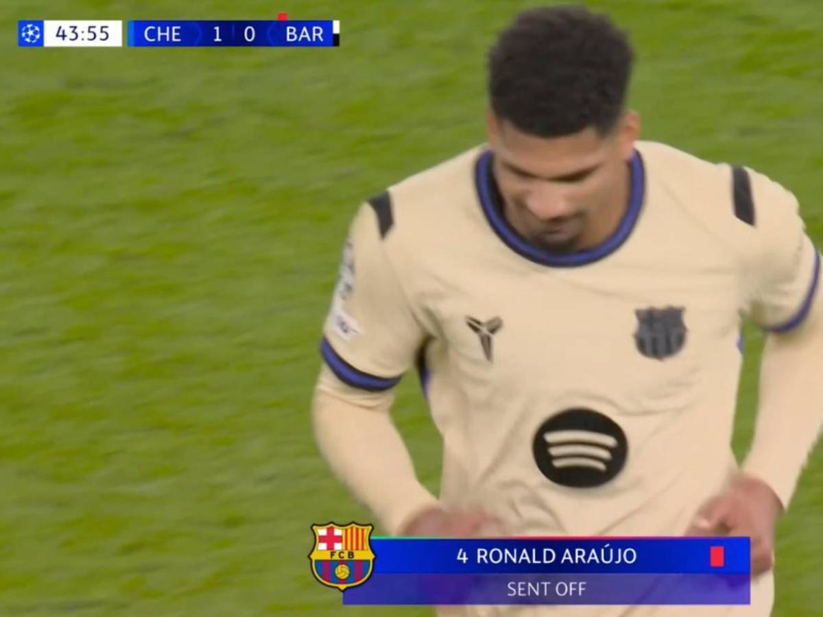 Hansi Flick, molesto con dos jugadores del Barcelona tras ridículo ante Chelsea