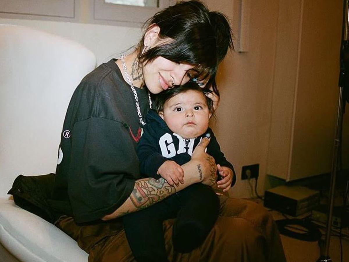 Cazzu inicia proceso legal para prohibir que su hija conviva con Ángela Aguilar