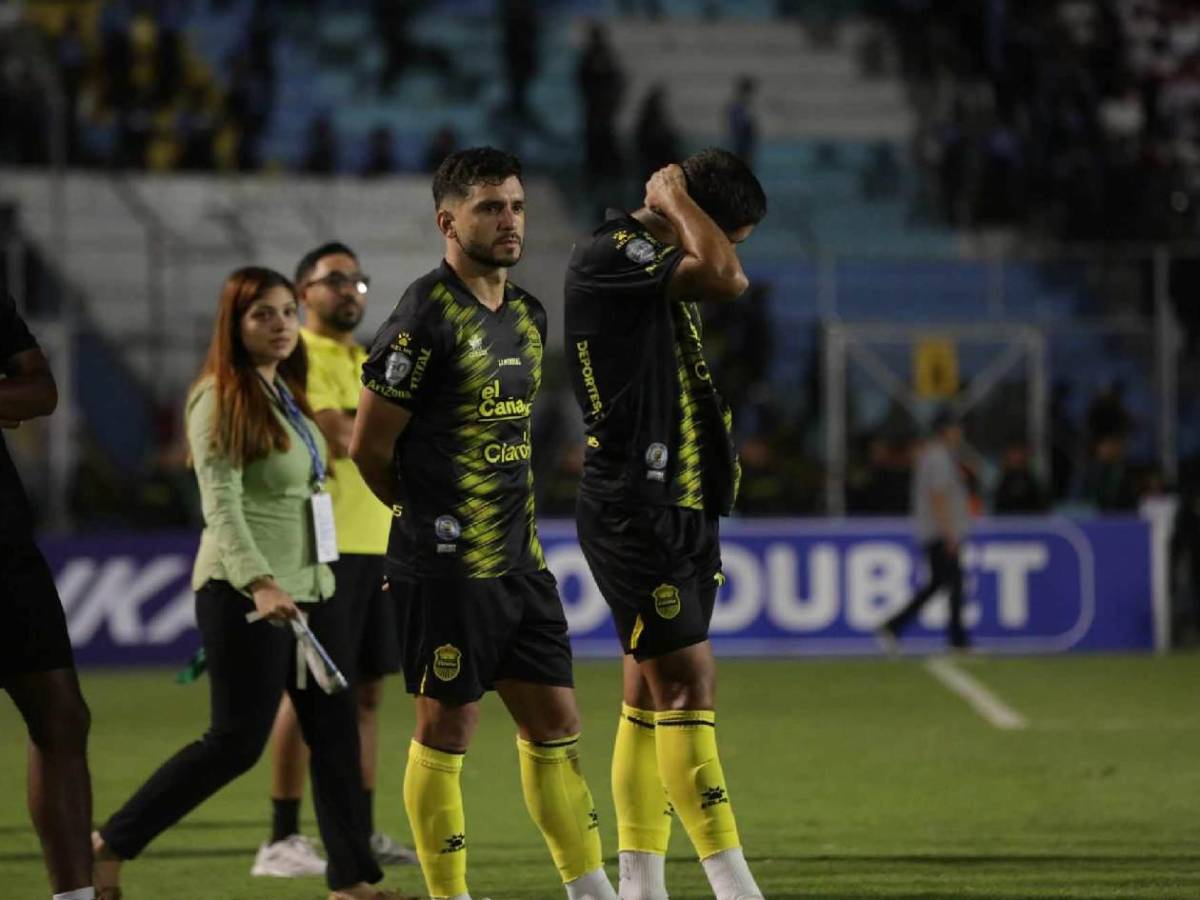 Real España hundido, decepción y así reaccionó Jeaustin tras perder la final ante Olimpia