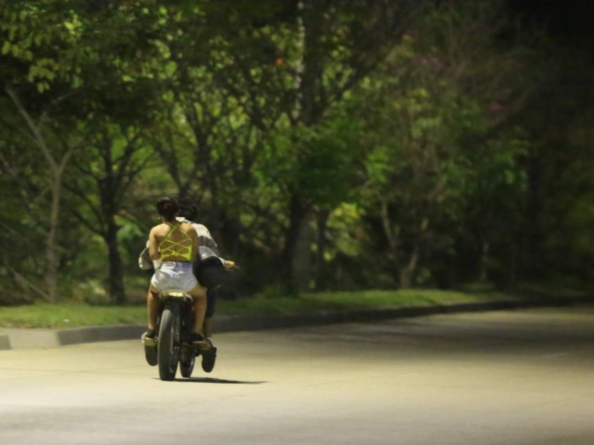 Así son los piques clandestinos mortales de la 33 calle