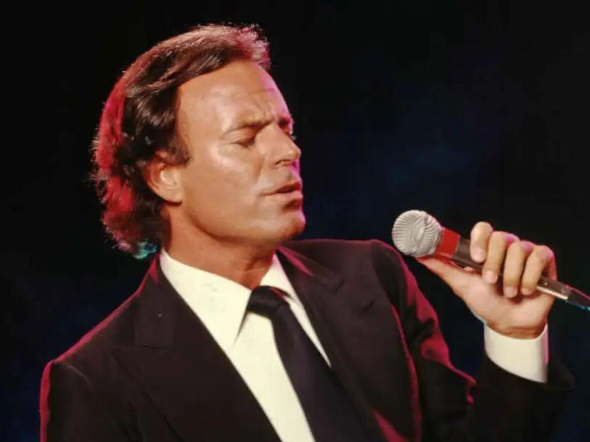 Julio Iglesias tendrá serie biográfica en Netflix