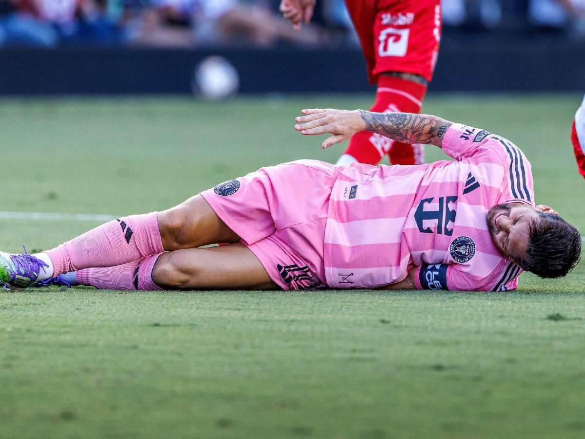 ¿Qué le pasó a Messi? El dolor del argentino, polémica expulsión y festejo a lo CR7